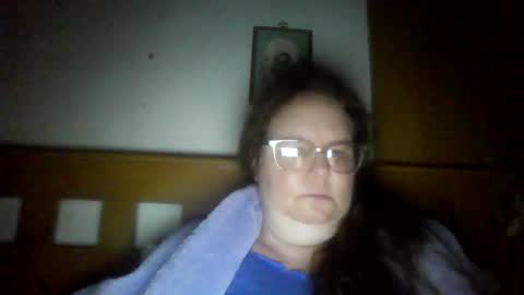 Snapshot of queen2118694 chatting on February 4, 11:16 am naughty Queen online show from February 4, 11:16 am