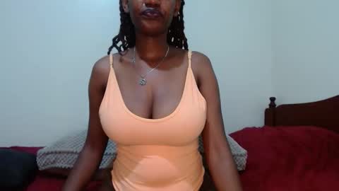 Snapshot of queen74890 chatting on September 23, 2:58 am queen74890 online show from September 23, 2:58 am