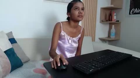 Snapshot of queen_adhara chatting on July 17, 1:40 pm ANTONELLA online show from July 17, 1:40 pm