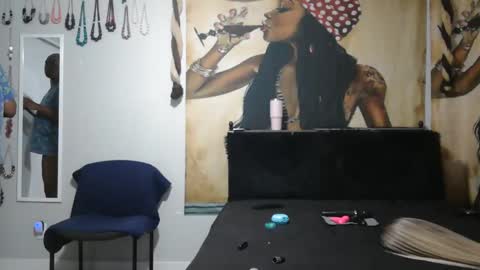 QnAnitaDix online show from February 14, 4:15 pm