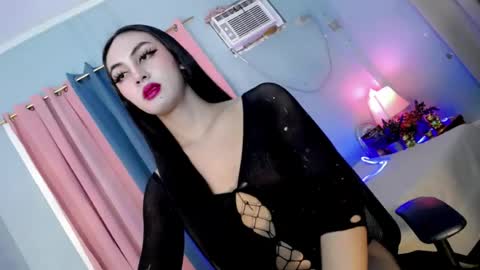 Snapshot of queen_danaya chatting on July 9, 7:07 pm queen_danaya online show from July 9, 7:07 pm