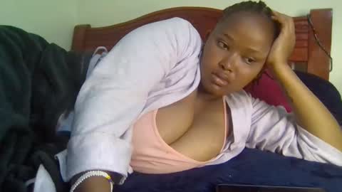 queen_doli online show from March 8, 1:25 am