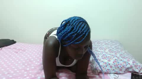 queen ema online show from December 15, 8:13 pm