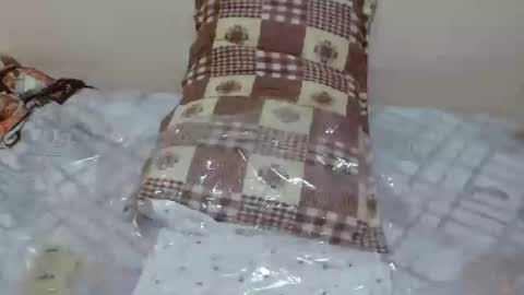 Snapshot of queen_ema chatting on June 27, 6:13 pm queen ema online show from June 27, 6:13 pm