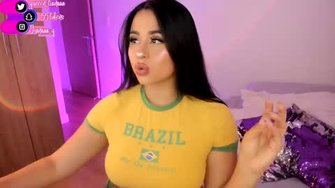 Snapshot of queen_liana chatting on March 12, 5:13 am Liana online show from March 12, 5:13 am