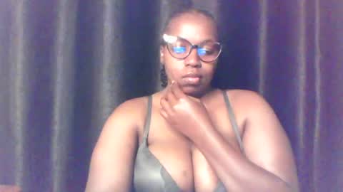 QUEEN online show from June 19, 3:55 am