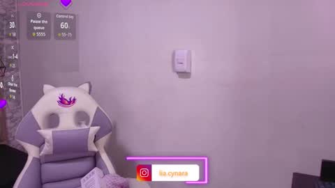   online show from November 25, 11:21 am