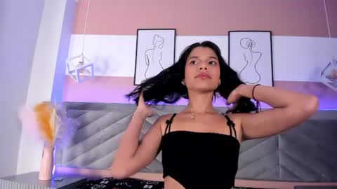   online show from July 31, 8:52 pm