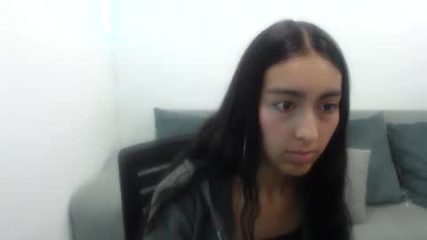 Snapshot of queenbyte_18 chatting on October 28, 5:37 pm queenbyte_18 online show from October 28, 5:37 pm