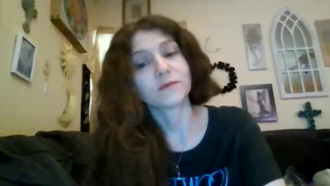 queencrimsonlvx online show from June 11, 2:53 am