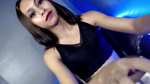 just call me QUEEN and ill be there online show from September 25, 5:05 pm