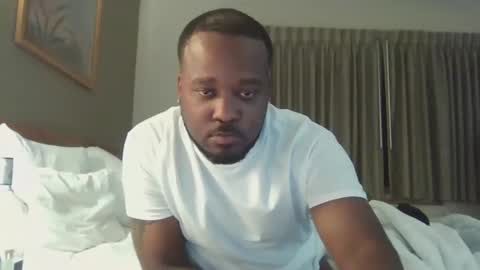 Queen N King Fun Night online show from October 12, 9:52 am