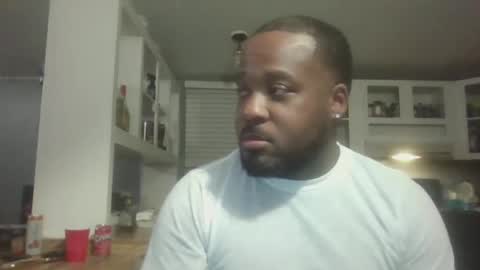 Queen N King Fun Night online show from October 14, 5:41 am