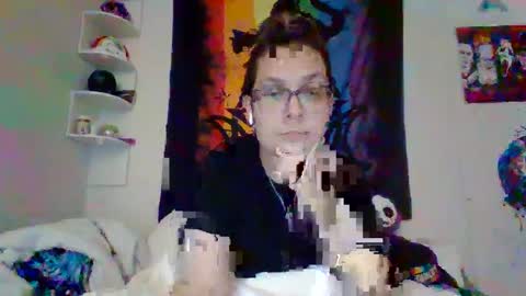 Snapshot of queenkriss97 chatting on September 29, 1:55 am queenkriss97 online show from September 29, 1:55 am
