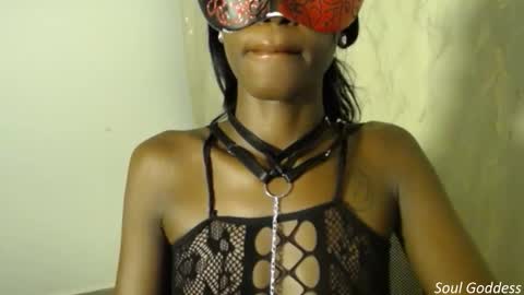 queenmaheliya online show from February 14, 12:07 am