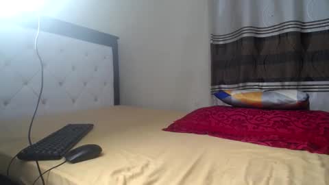 Maila online show from November 30, 8:24 pm