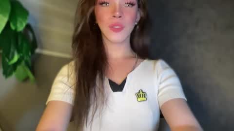 QUEEN online show from November 30, 9:24 am