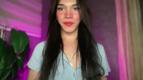 QUEEN online show from April 13, 9:09 pm