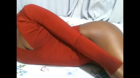 queenninaa online show from February 20, 4:42 am