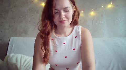 QueenOfModels online show from February 5, 6:13 am