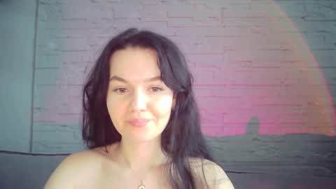 QueenOfModels online show from January 13, 9:58 am