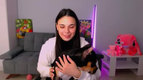 Patricia online show from November 1, 4:20 pm