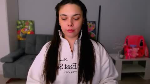 Patricia online show from November 10, 1:43 pm