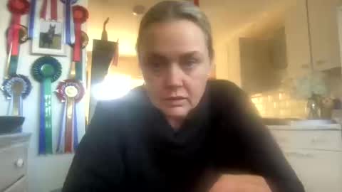 Snapshot of queenp333 chatting on September 22, 8:38 am PrincessP333 online show from September 22, 8:38 am