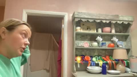 Snapshot of queenp333 chatting on April 10, 8:35 pm PrincessP333 online show from April 10, 8:35 pm