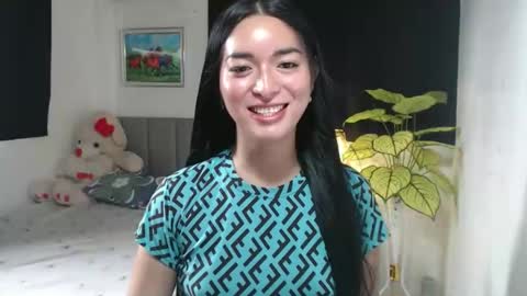 QueenPinay69 online show from October 9, 5:16 am
