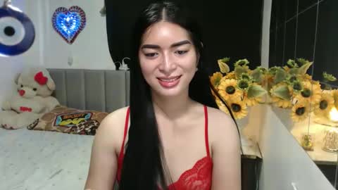 QueenPinay69 online show from November 26, 11:50 pm