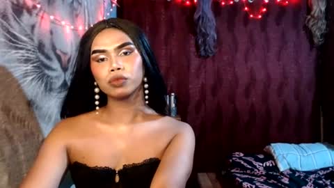 Snapshot of queenpinayebony_xx chatting on June 30, 11:22 am queenpinayebony_xx online show from June 30, 11:22 am