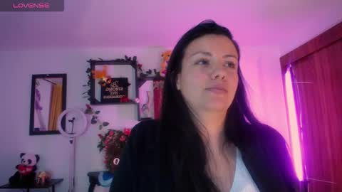 queenrose94 online show from February 9, 1:37 pm
