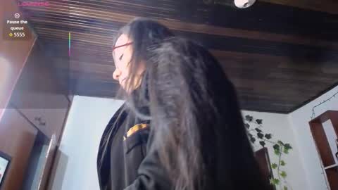 queenrose94 online show from February 26, 12:15 pm