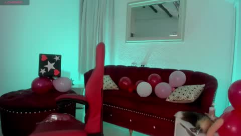 Queen Rose  online show from February 19, 1:39 pm