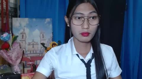 queensteffi online show from January 4, 7:55 pm