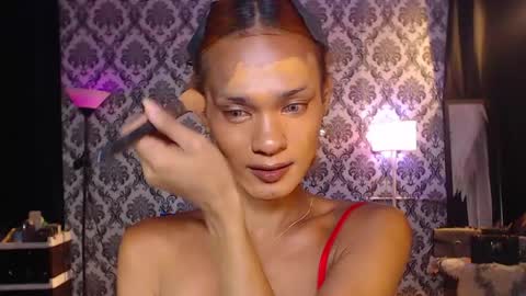 Snapshot of queenvalentinats chatting on April 7, 4:51 pm ValentinaMoone online show from April 7, 4:51 pm