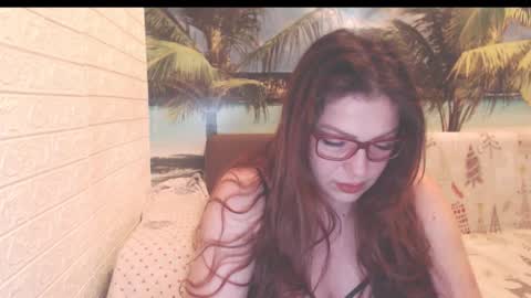 Snapshot of queenxnatasha chatting on October 29, 10:00 pm queenxnatasha online show from October 29, 10:00 pm