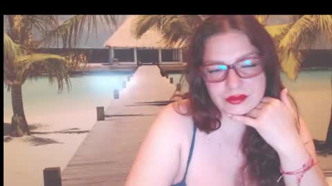 Snapshot of queenxnatasha chatting on June 18, 9:52 pm queenxnatasha online show from June 18, 9:52 pm