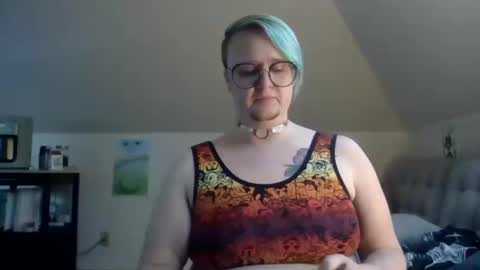 queerlyjaz online show from October 12, 11:04 pm