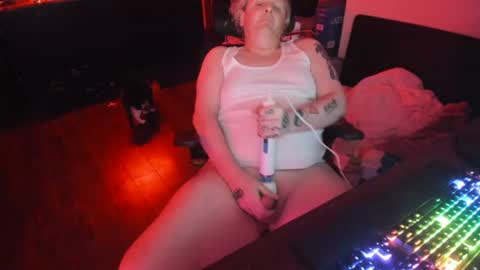 Liz Lezzistrata online show from June 29, 2:29 am