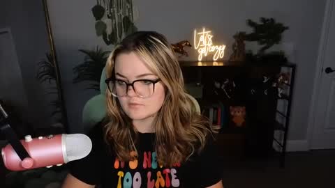 Bri online show from October 14, 1:50 am