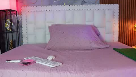 quickhookupp online show from July 3, 3:02 am