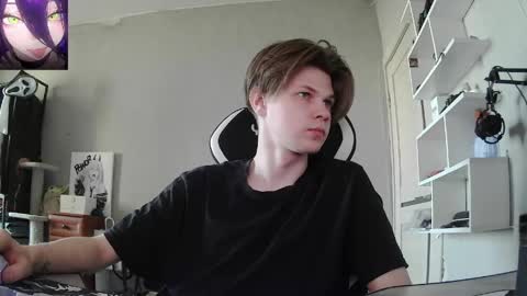 quiet_sh online show from March 30, 12:17 pm