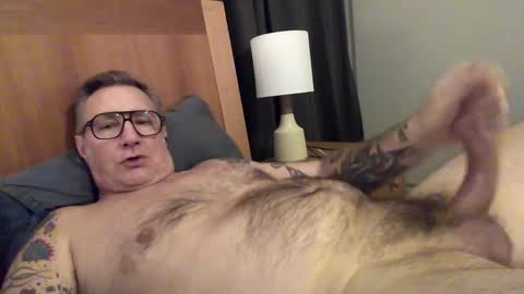 Snapshot of quietmature chatting on February 19, 12:25 am quietmature online show from February 19, 12:25 am