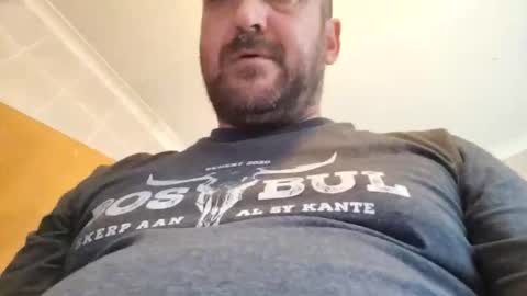 Snapshot of quintinvw0011 chatting on January 12, 11:48 am quintinvw0011 online show from January 12, 11:48 am