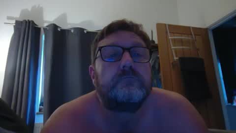 qwertyfish72 online show from December 5, 1:49 pm