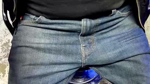 r2424 online show from September 30, 6:29 am