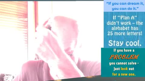 Snapshot of r_2d2_ chatting on April 7, 7:20 am dj mike online show from April 7, 7:20 am