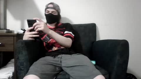 Snapshot of r_monkey583 chatting on April 15, 3:30 pm r_monkey583 online show from April 15, 3:30 pm